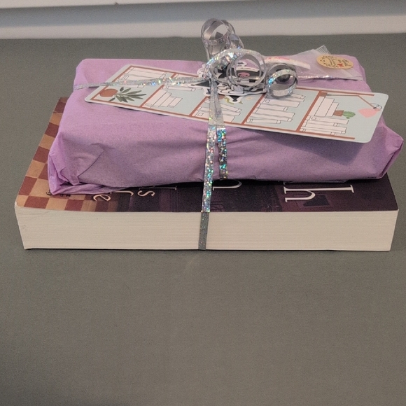 2nd Date With A Book - Picture 3 of 3